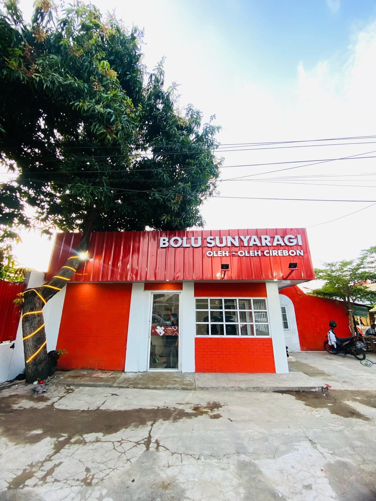 Nasi Jamblang Cirebon: Kuliner Legendaris Beralas Daun Jati nasi jamblang cirebon